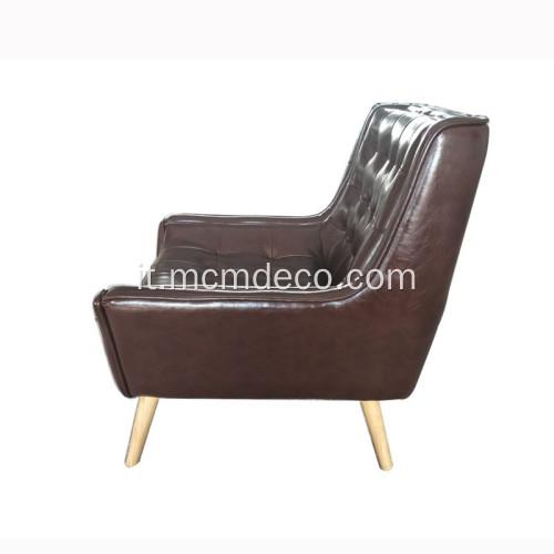 Comoda poltrona di design in pelle